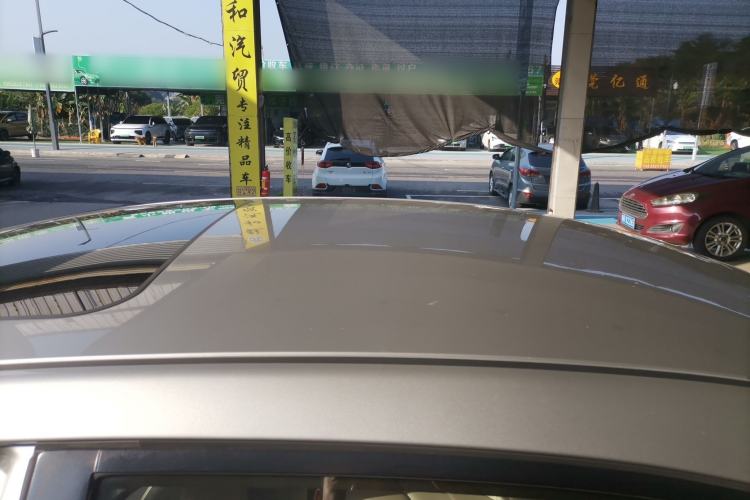 Used Venucia D60 2018 1.6L CVT Smart Connect Elite Edition