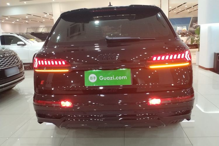 Used Audi Q7 2022 55 TFSI quattro S line Sport model