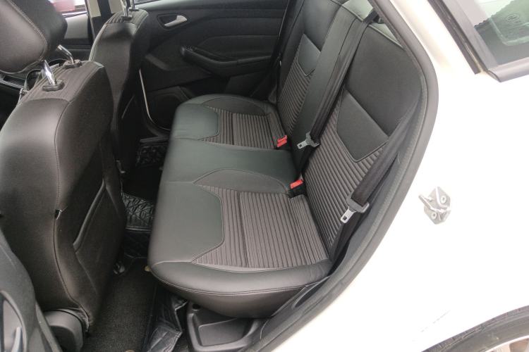 Used Ford Focus 2015 Sedan 1.6L Automatic Trend Model Left Rear Seat