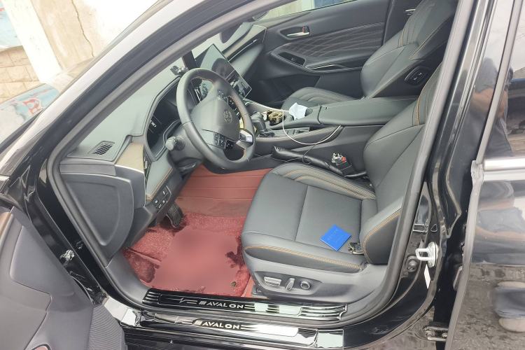 Used Toyota Avalon 2024 2.0L Luxury Edition Left Front Seat