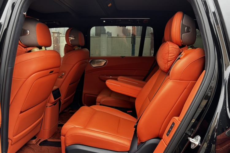 Used Lynk & Co 900 2025 2.0T Ultra
