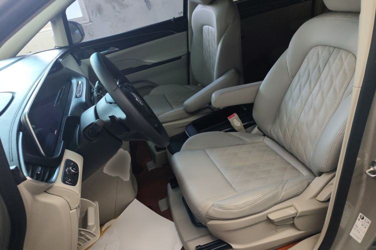 Used Buick GL8 2022 ES Landtrek 653T Comfort Edition
