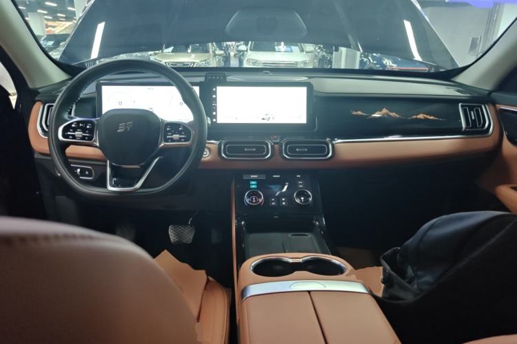 Used JETOUR Shanhai L7 2024 1.5T 120 km MAX+ 5-seater Center Console