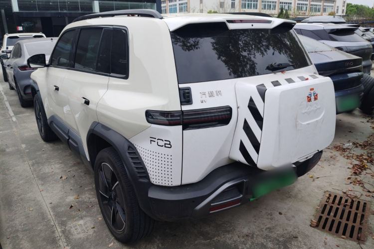 Used Formula Leopard Titanium 3 2025 501KM All-Wheel Drive Intelligent Driving Ultra Version