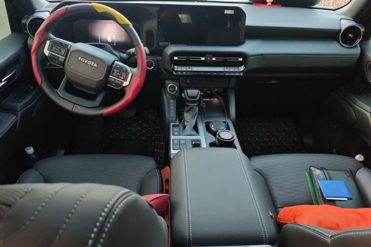 Used Toyota Prado 2024 2.4T All-Terrain TX Version 5 Seats Center Console