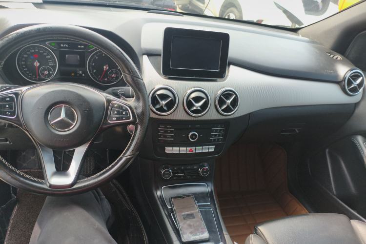 Used Mercedes-Benz B-Class 2015 B 200 Fashion Model