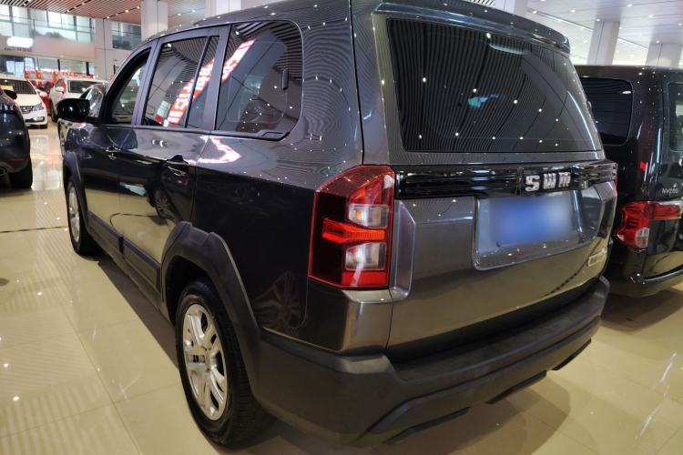 Used SWM Dahu 2022 1.5L Manual Elite Version 7 Seats