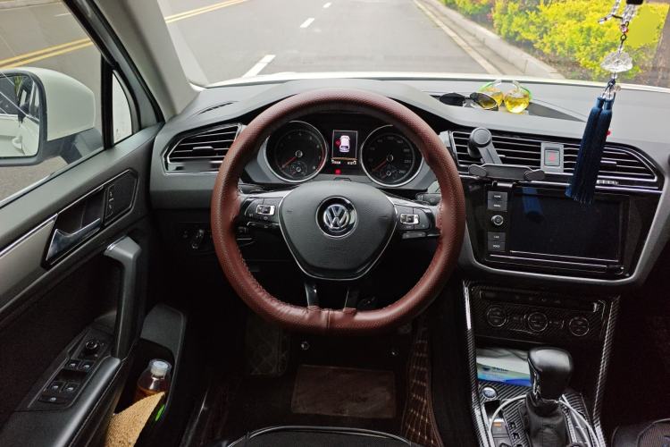 Used Volkswagen Tiguan L 2018 Revised Version 330TSI Automatic Two-Wheel Drive Comfort Edition