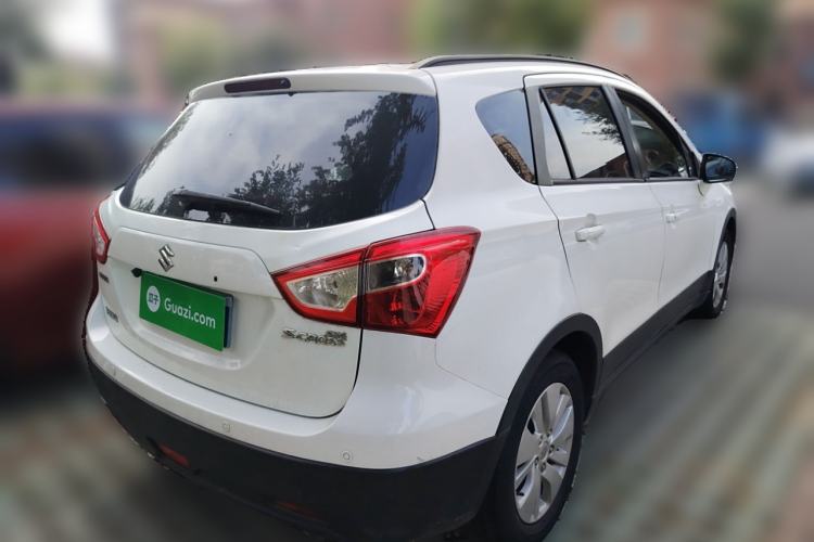 Used Suzuki S-Cross 2014 1.6L CVT Two-Wheel Drive Entry Model Rear Right 45 Deg