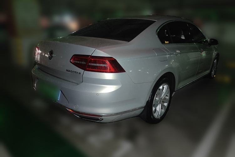 Used Volkswagen Magotan 2018 Facelift 330TSI DSG Luxury Model
