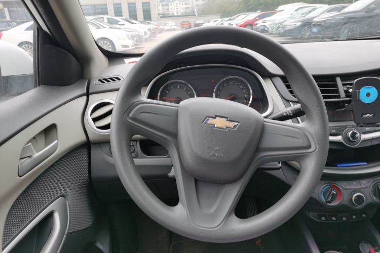 Used Chevrolet Sail 2015 Sail 3 1.5L Manual with Ideal Sunroof Edition