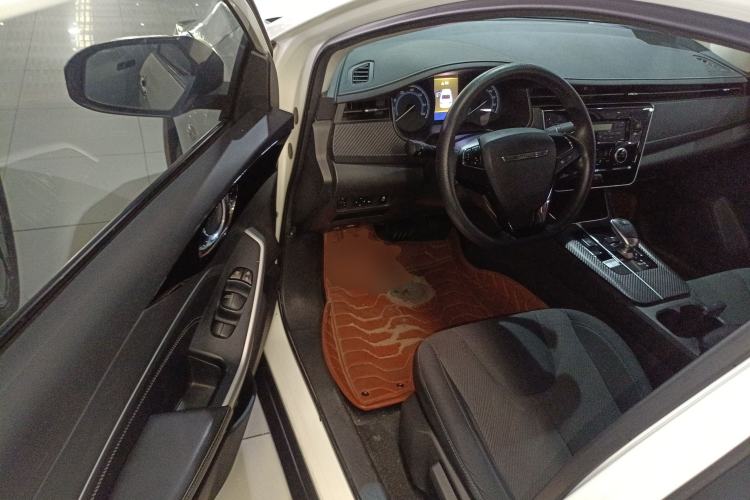 Used Venucia D60EV 2023 PLUS Comfort Edition SI Model Driver Seat