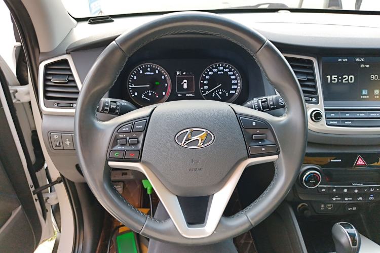 Used Hyundai Tucson 2018 1.6T Dual-Clutch Two-Wheel Drive 15th Anniversary Special Edition