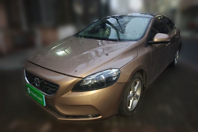 Used Volvo V40 2016 T3 Zhiyi Edition
