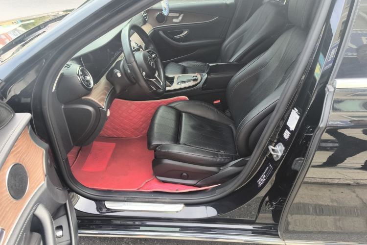 Used Mercedes-Benz E-Class 2019 E 260 L
