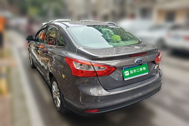 Used Ford Focus 2012 Sedan 1.6L Automatic Comfort Model
