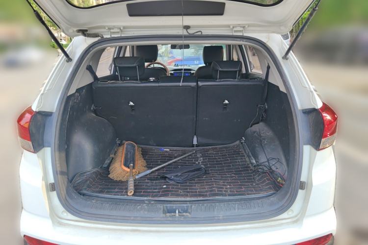 Used Hyundai ix25 2017 1.6L Automatic Smart Version Trunk