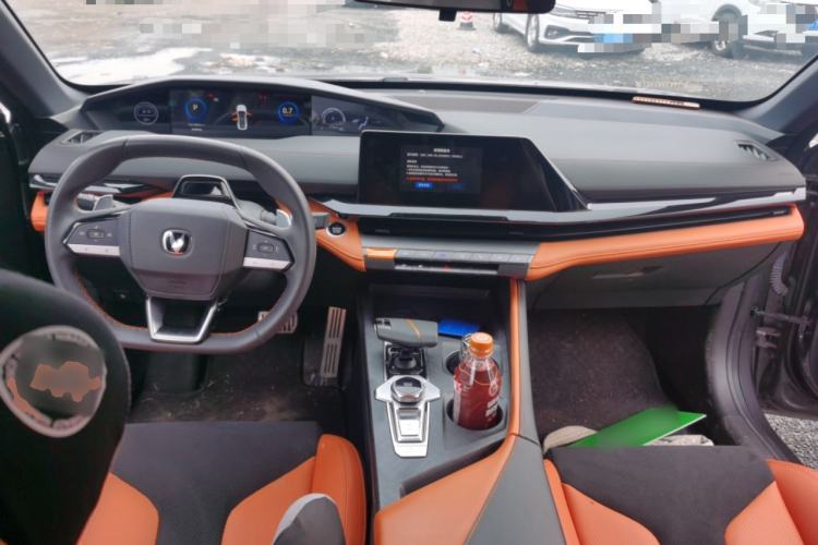 Used CHANGAN UNI-V 2023 1.5T Sport Edition
