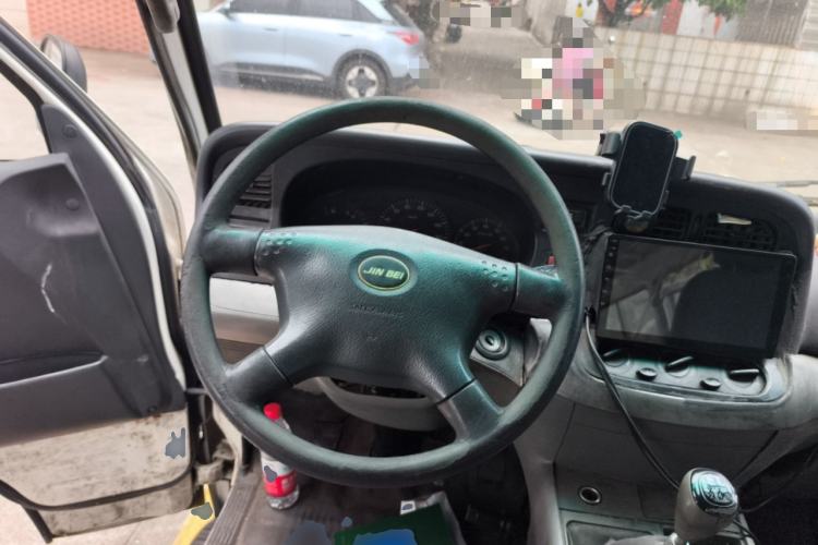 Used Jinbei Hiace 2011 2.0L 5th Generation Kuaiyunwang Luxury Edition 4G19 Steering Wheel