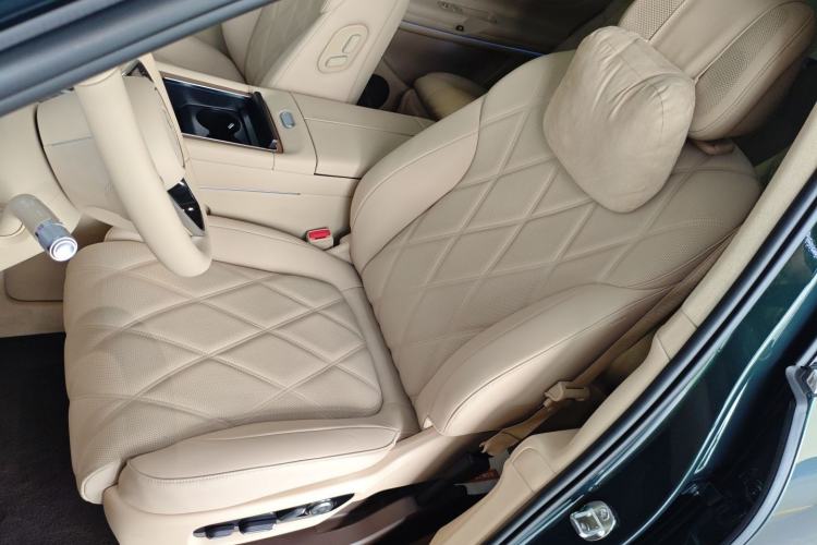 Used Hima AITO M9 2025 Pure Electric Ultra Version 100 kWh 6-Seater Model Left Front Seat