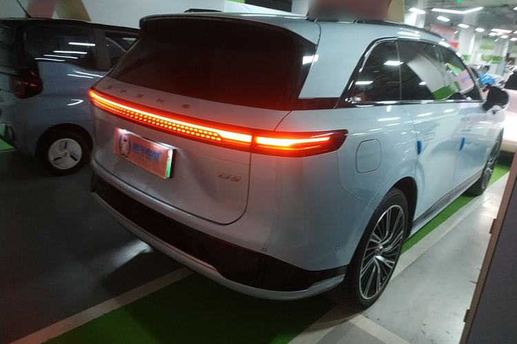 Used XPeng G9 2022 702 Pro Rear Right 45 Deg