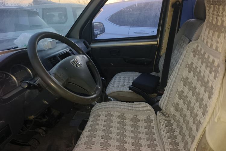 Used BAIC Weiwang 306 2011 1.3L base model 7 seats Left Front Seat