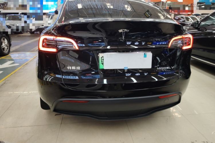 Used Tesla Model Y 2023 Rear-Wheel-Drive Version