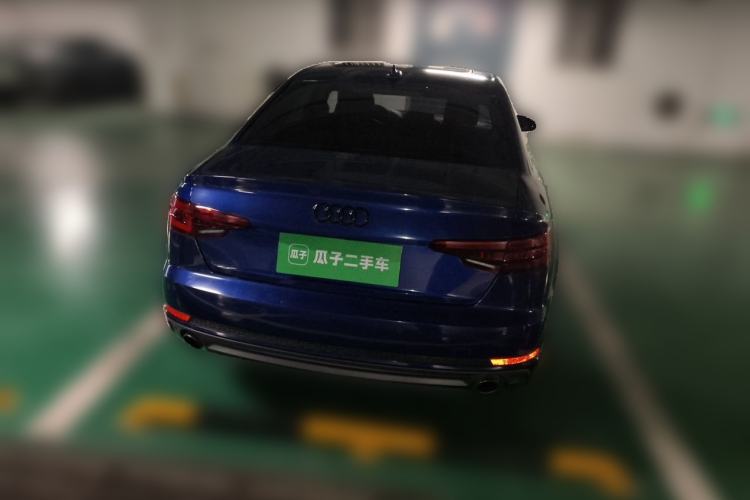 Used Audi A4L 2018 30th Anniversary Edition 40 TFSI Fashion Model
