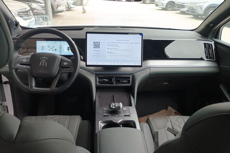 Used BYD Song L DM-i 2025 Intelligent Driving Version 160 km Excellence Edition Center Console