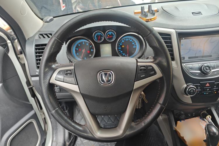 Used CHANGAN CS35 2014 1.6L Automatic Luxury Navigation Model China IV Standard
