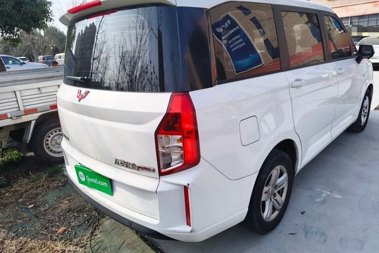 Used Wuling Hongguang PLUS 2019 1.5T Manual Luxury 7-Seater
