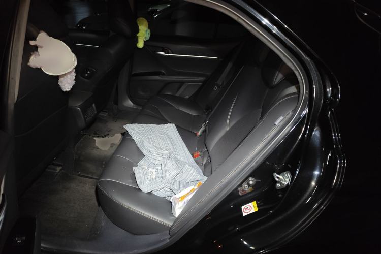 Used Toyota Camry 2018 2.0G Luxury Edition
