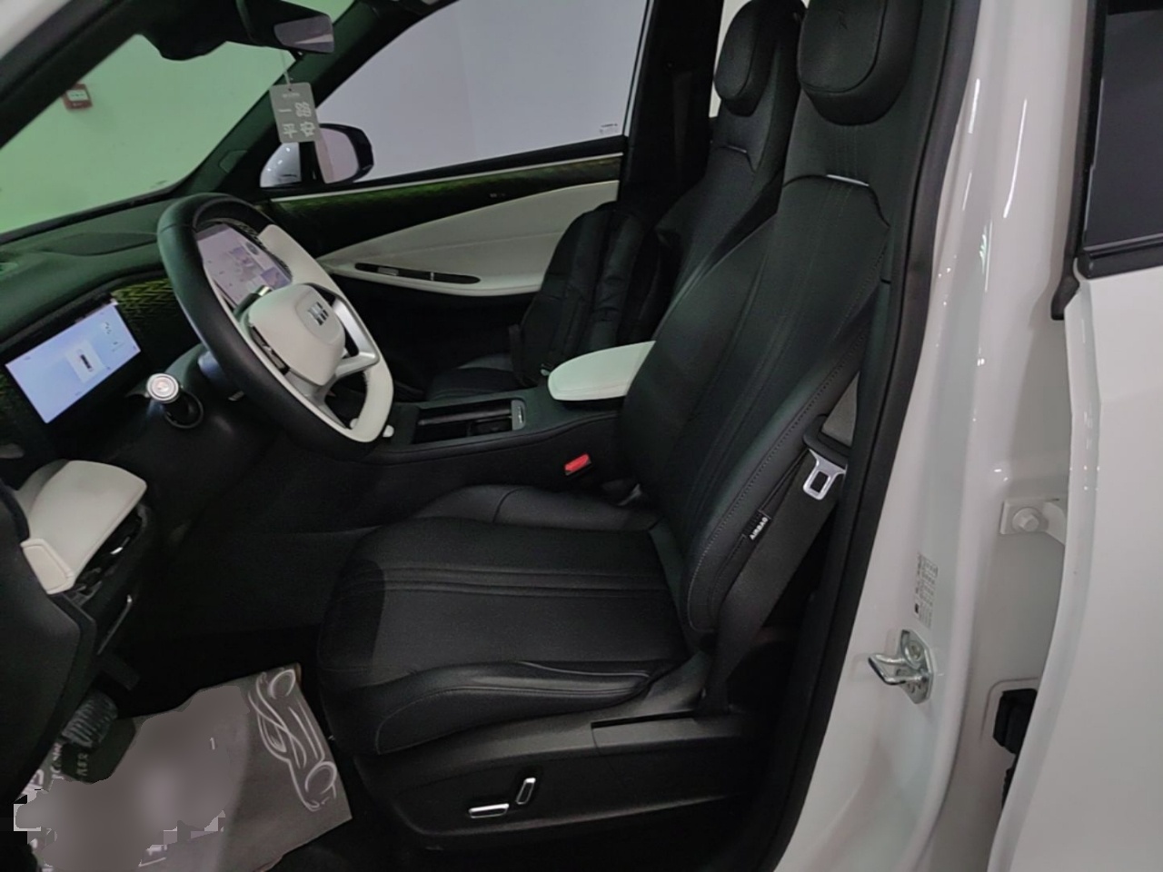 Geely Galaxy L7 2023 1.5T 115 km MAX — снимка 17