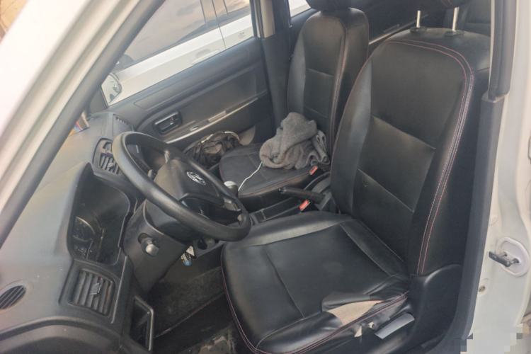 Used Dongfeng Fengon 330 2014 1.5L Manual Standard Edition DK15-02 Left Front Seat