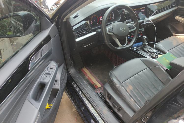 Used Volkswagen Passat 2022 330TSI Starry Elite Edition Driver Seat