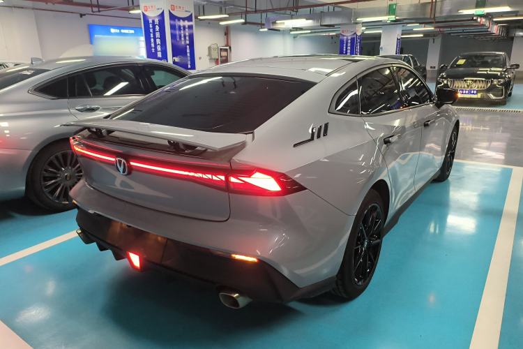 Used Changan UNI-V 2023 1.5T Prestige Model
