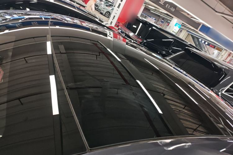 Used Tesla Model Y 2021 Long-Range All-Wheel-Drive Version
