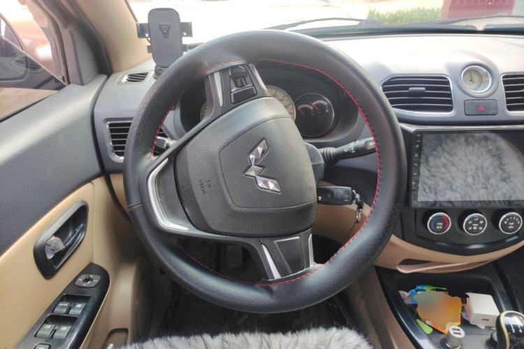 Used Wuling Hongguang 2013 1.5L S Luxury Model