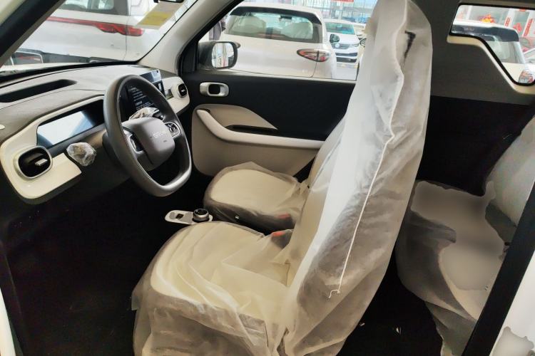 Used Geely Galaxy Panda 2025 210 km – Yuanqi Bear Left Front Seat
