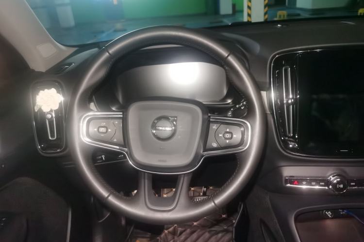 Used Volvo XC40 2020 T3 Zhiyuan Luxury Edition Steering Wheel