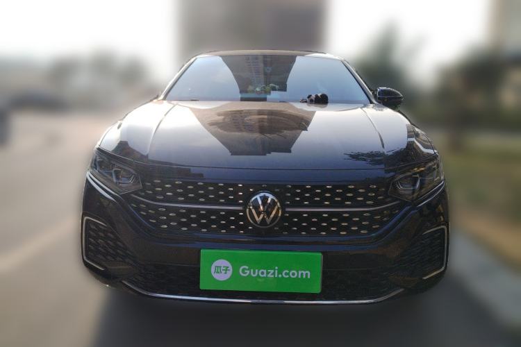 Used Volkswagen Passat 2024 380TSI Starry Luxury Edition