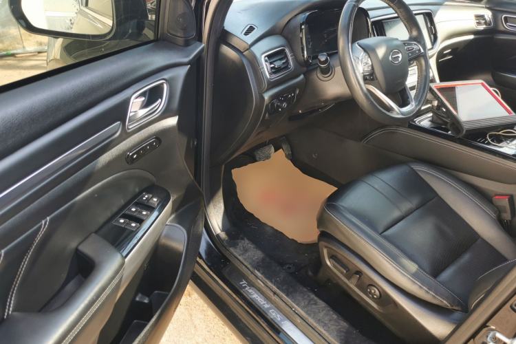 Used GAC Trumpchi GS8 2020 GS8S 390T Two-Wheel Drive Luxury Smart Connectivity Version
