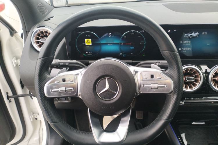 Used Mercedes-Benz EQA 2022 EQA 300 4MATIC Launch Edition