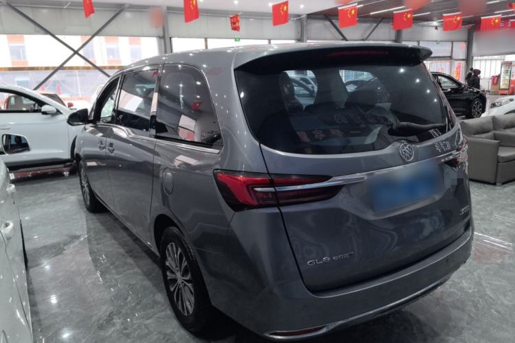 Used Buick GL8 2022 Land Cruiser Executive Class 652T Comfort Model
