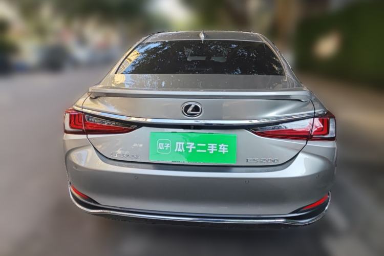 Used Lexus ES 2024 200 Premium Edition
