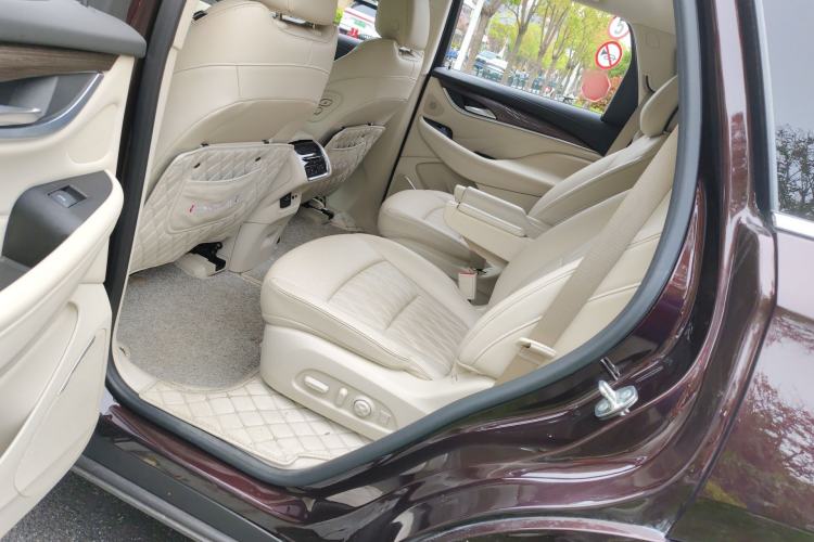 Used Buick Enclave 2020 28T All-Wheel Drive Avenir Left Rear Seat