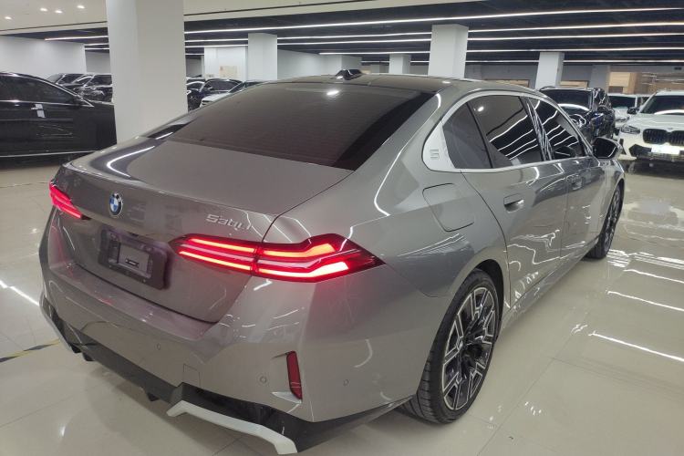 Used BMW 5 Series 2024 530Li Luxury Edition M Sport Package Rear Right 45 Deg