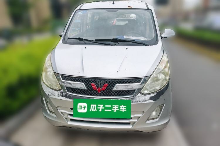 Used Wuling Rongguang V 2016 1.2L Standard Version
