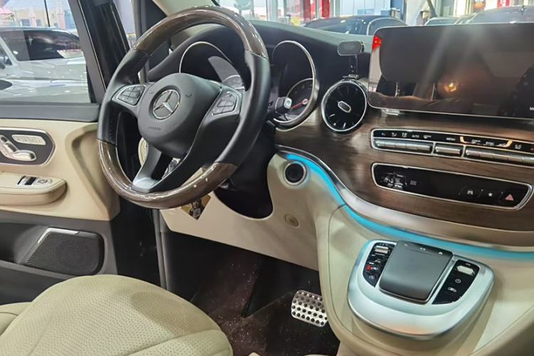 Used Mercedes-Benz V-Class 2020 V 260 Prestige Edition