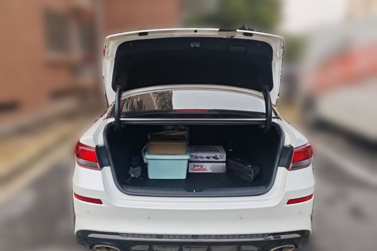 Used Kia K5 2019 Pro 2.0L Automatic Luxury Edition China V Standard